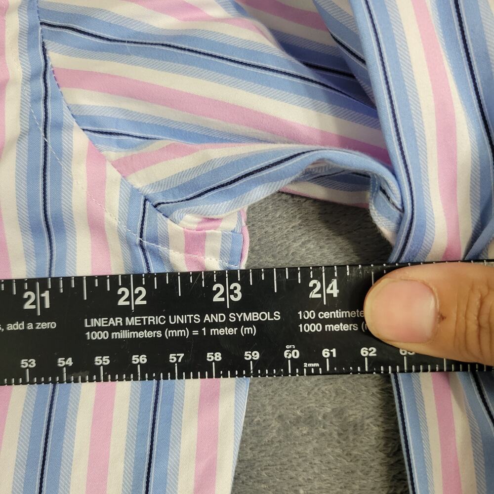 Button Down Mens Size - Picture 3 of 16